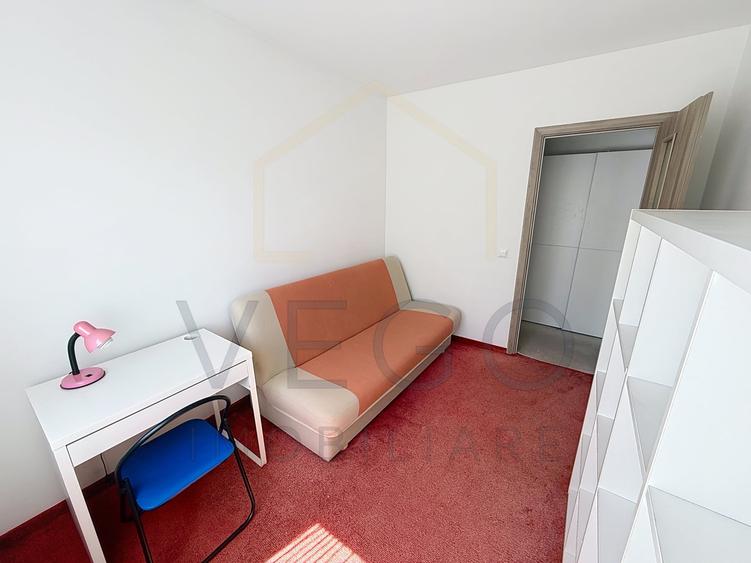 Apartament cu 3 camere semidecomandat, mobilat în Mănăștur