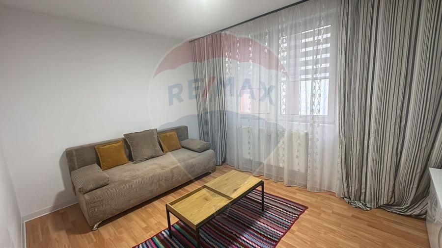 Apartament cu 2 camere decomandat, mobilat în Rogerius