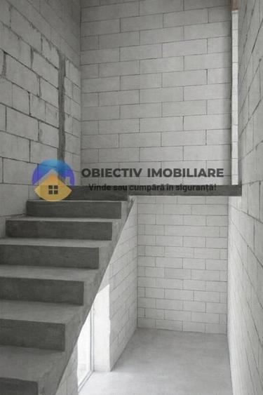 Casă cu 4 camere cu Teren 632 Mp în Girov