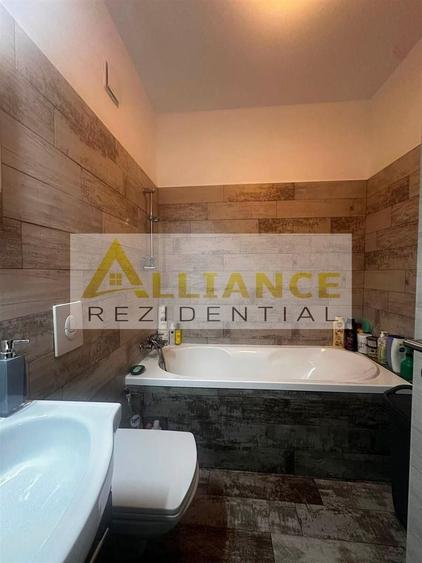Apartament cu 3 camere decomandat, mobilat în Berceni