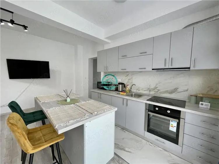 Apartament cu 2 camere, mobilat în Central