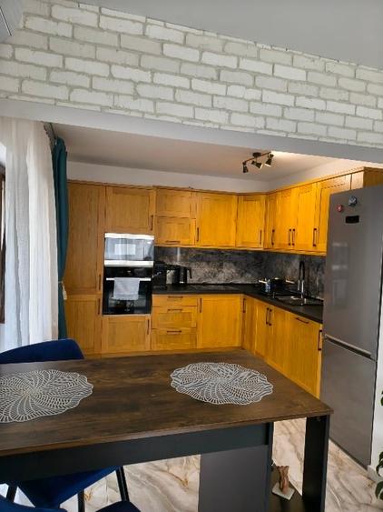 Casă individuală cu 5 camere cu Canalizare în Lumina