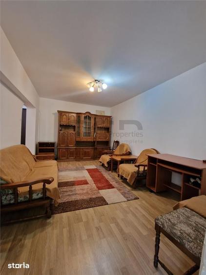 Apartament cu 3 camere decomandat în Colentina