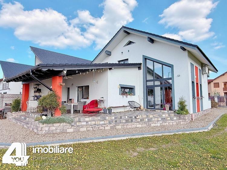 Casă cu 4 camere cu Teren 750 Mp în Grădiște