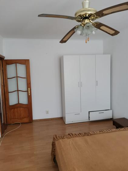 Apartament cu 2 camere decomandat în Dacia