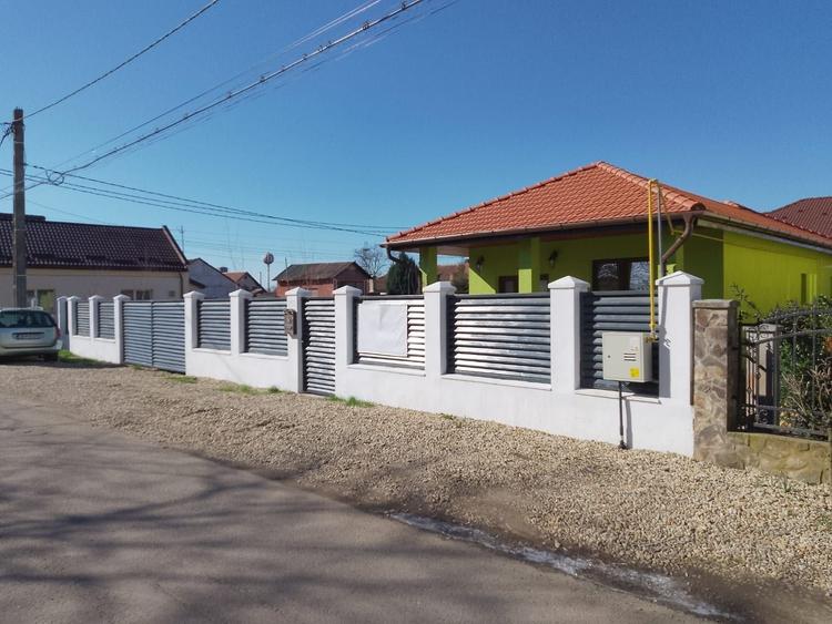 Casă cu 3 camere în Central