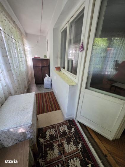 Apartament cu 3 camere semidecomandat în Dristor
