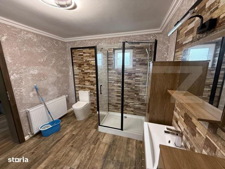Casă cu 4 camere cu Teren 3082 Mp în Coțofenii din Față