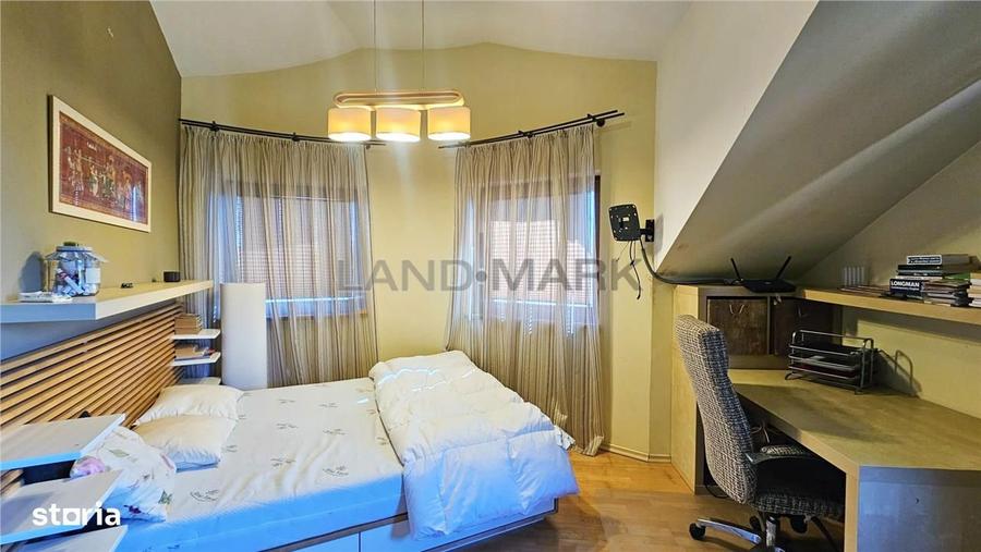 Casă cu 4 camere cu Teren 770 Mp în Ghiroda