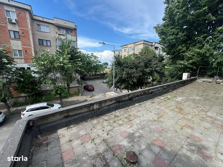 Apartament cu 4 camere decomandat în Bistrița Lac
