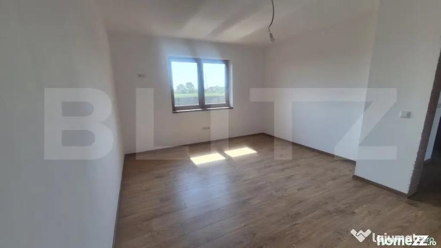 Casă cu 3 camere cu Teren 950 Mp în Central