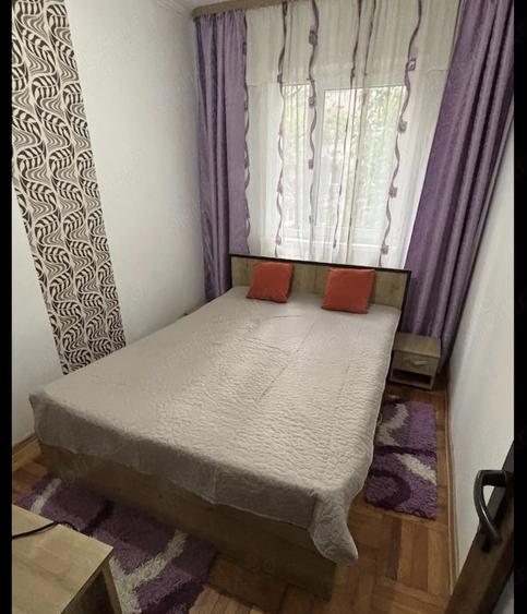 Apartament cu 2 camere decomandat în Podgoria