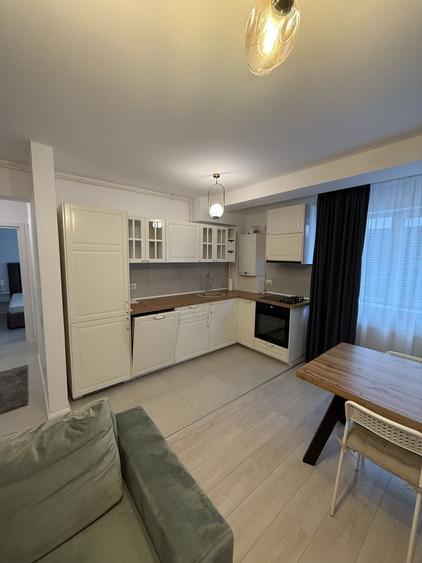 Apartament cu 2 camere decomandat în Fundeni