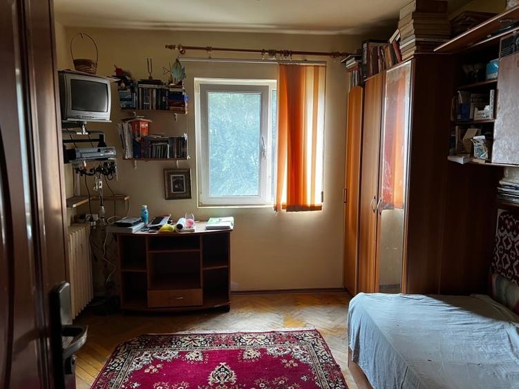 Garsonieră semidecomandată în Vest