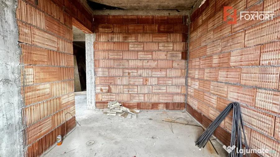 Casă cu 4 camere cu Teren 310 Mp în Șag