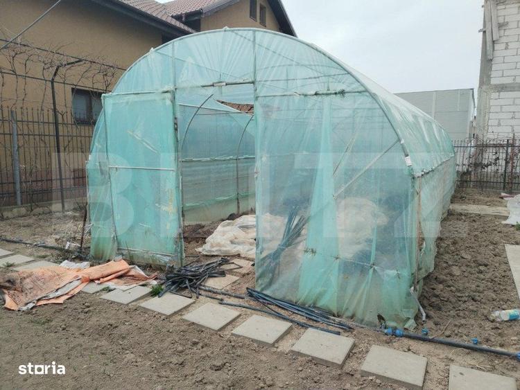 Casă cu 4 camere în Valea