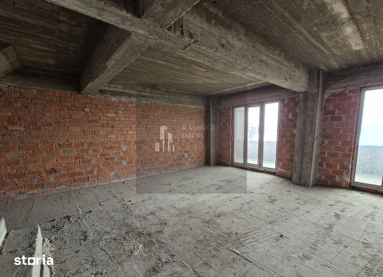 Cladire/ Spatiu Birouri 2100mp construiti Teren1600mp -Parcul Crangasi - 1