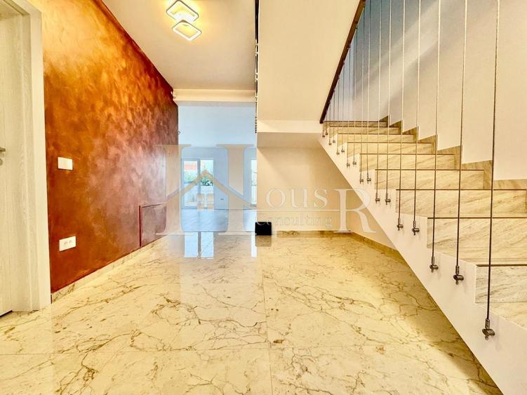 Duplex cu 4 camere cu Canalizare în Dumbrăvița