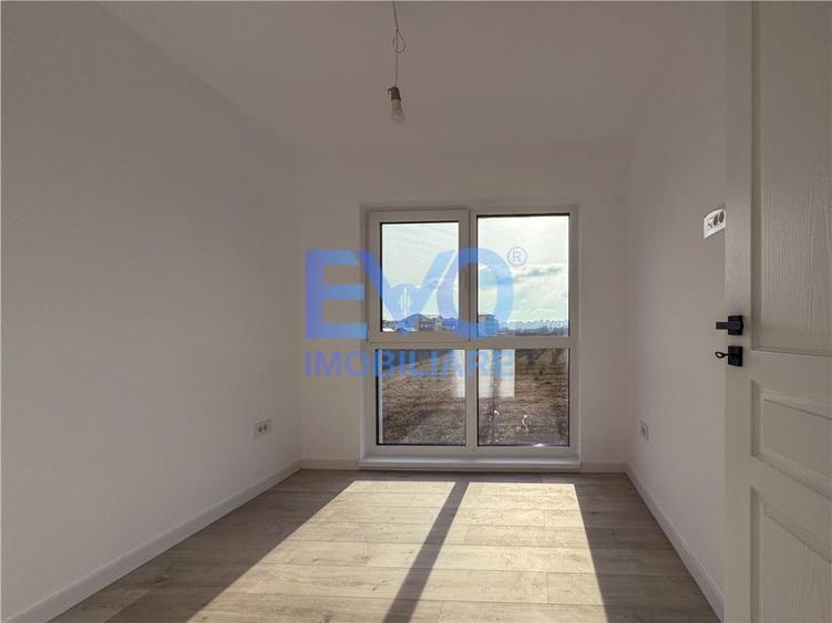 Apartament cu 2 camere decomandat în Galata
