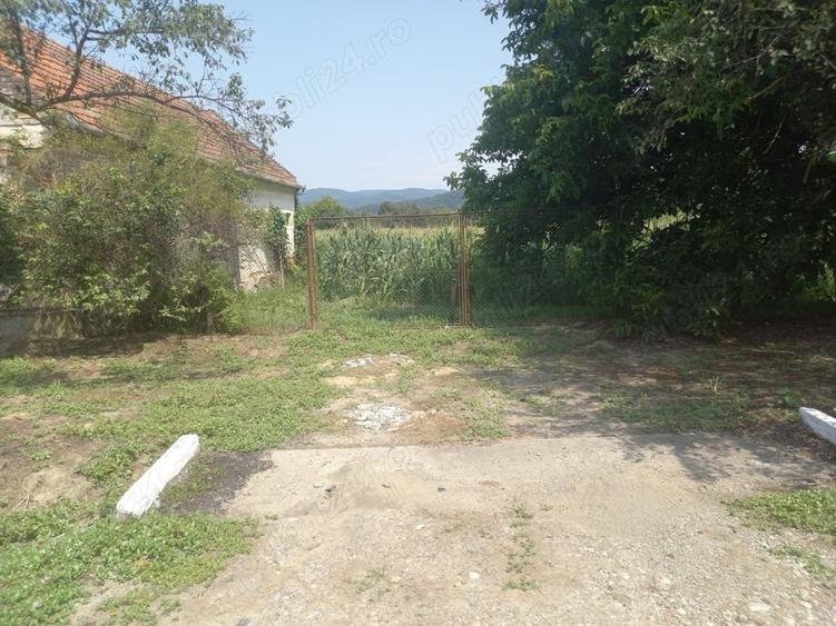 Teren de 2000 mp, în Chelmac