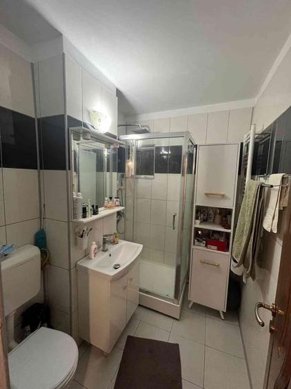 Apartament cu 3 camere decomandat în Brăilei