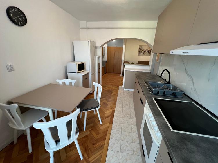 Apartament cu 3 camere în Central