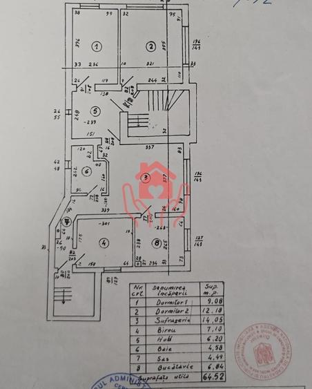 Apartament cu 4 camere semidecomandat, mobilat în Gara de Nord
