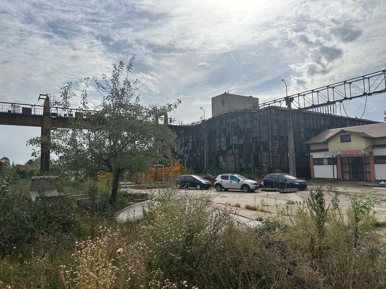 Teren Construcții intravilan de 55228 mp, în Mihai Bravu