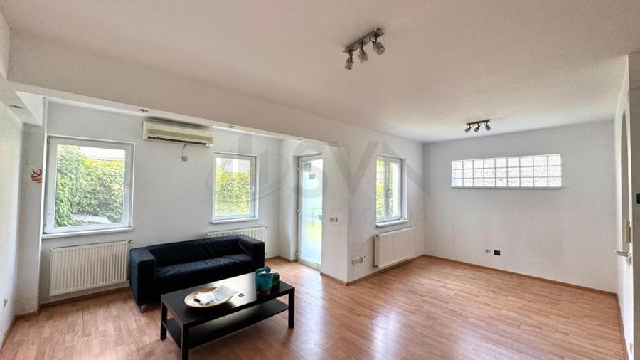 Casă cu 5 camere cu Teren 247 Mp în Floreasca