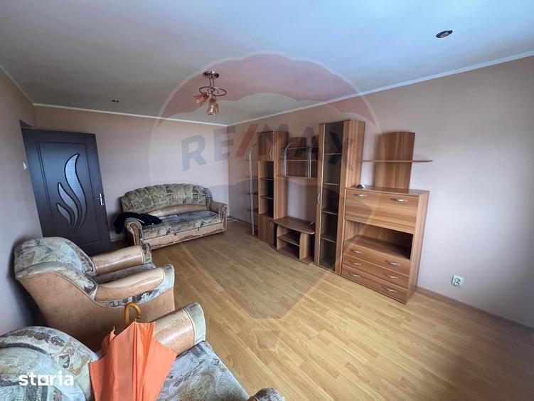 Apartament cu 2 camere în Exterior Est