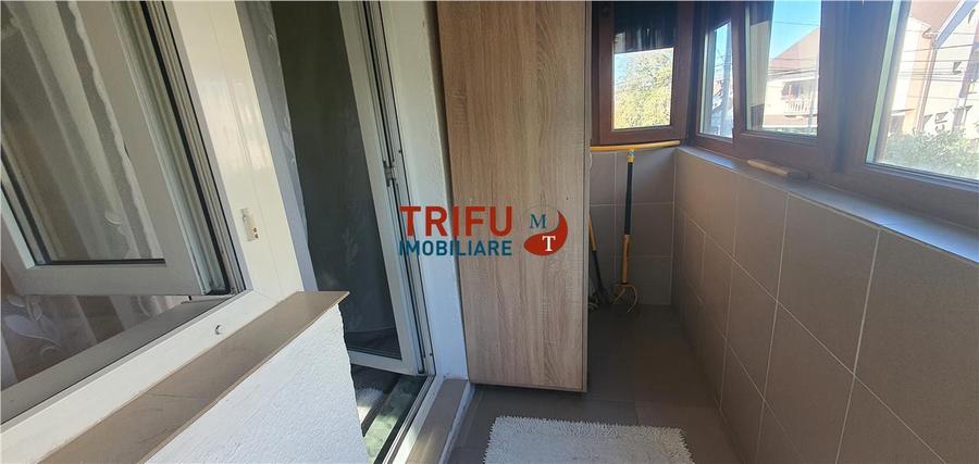 Apartament cu 3 camere decomandat în Tolstoi