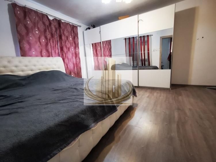 Casă individuală cu 4 camere cu Canalizare în Mehala