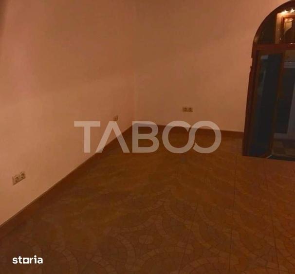 Spatiu de birouri decomandat 4 incaperi generoase zona Terezian Sibiu - 3