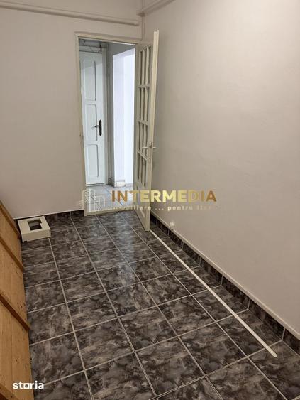 Spațiu comercial, de 75 mp, în Cetate