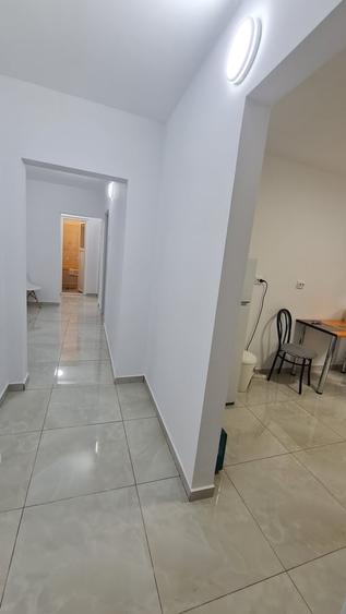 Apartament cu 3 camere decomandat în Iancului