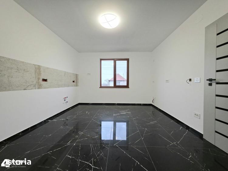 Casă cu 4 camere cu Teren 726 Mp în Fântânele