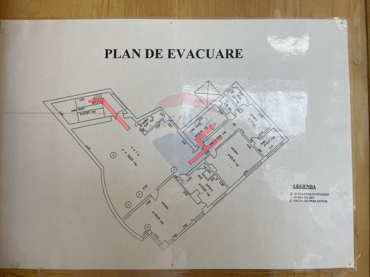 Spațiu comercial, de 252 mp, în Central
