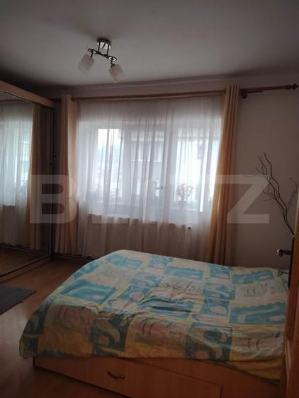 Apartament cu 3 camere semidecomandat, mobilat în Vatra Dornei