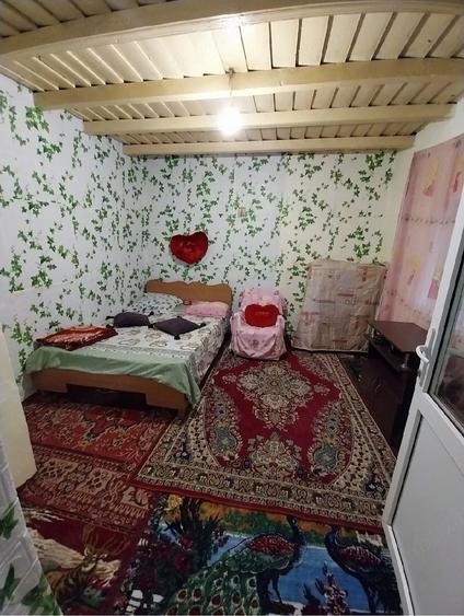 Casă cu 4 camere cu Teren 500 Mp în Stejaru