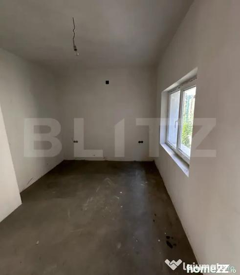 Casă cu 4 camere cu Teren 500 Mp în Gherla