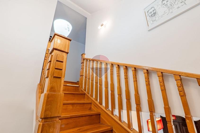 Casă individuală cu 4 camere cu Teren 150 Mp în Ultracentral