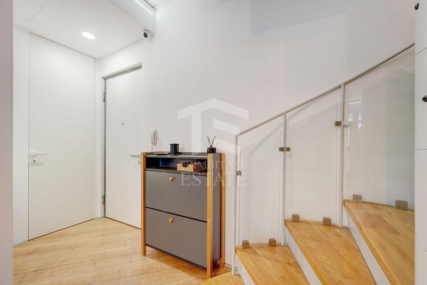 Apartament cu 4 camere semidecomandat, mobilat în Barbu Văcărescu