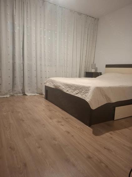 Apartament cu 2 camere decomandat în Lacul Tei