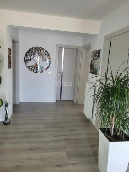 Vand casa 2 km de Craiova