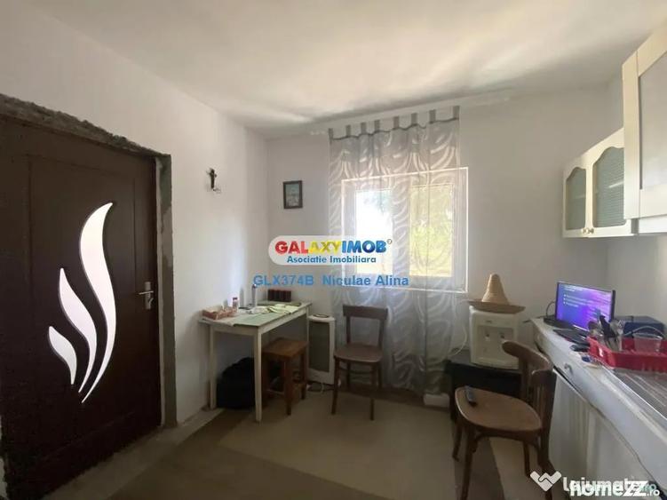 Casă cu 6 camere cu Teren 500 Mp în Budești