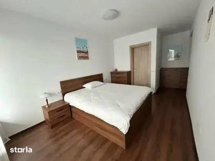 Apartament cu 3 camere decomandat, mobilat în Central