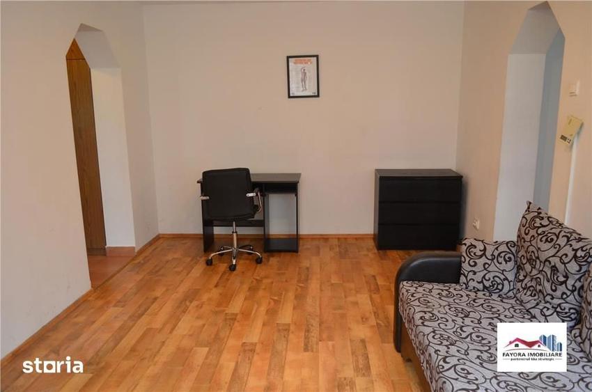 Apartament cu 2 camere în 22 Decembrie 1989