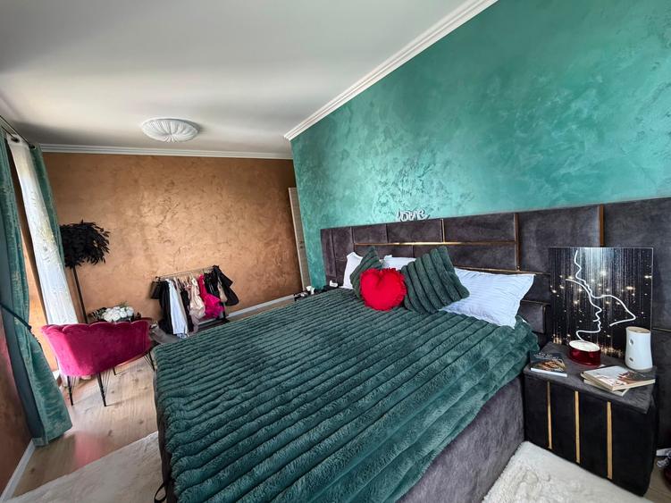 Apartament cu 3 camere decomandat în Prelungirea Ghencea