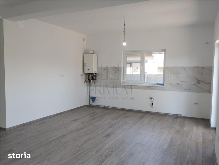 Casă cu 3 camere decomandat cu Teren 310 Mp în Moșnița Nouă