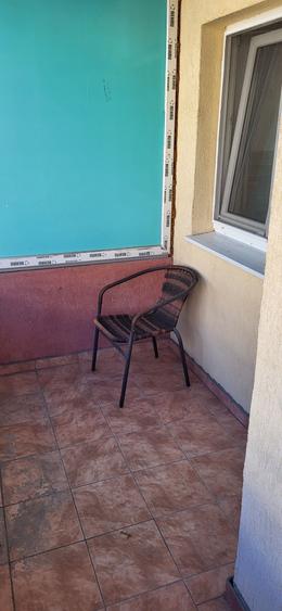 Apartament cu 2 camere decomandat în Florești